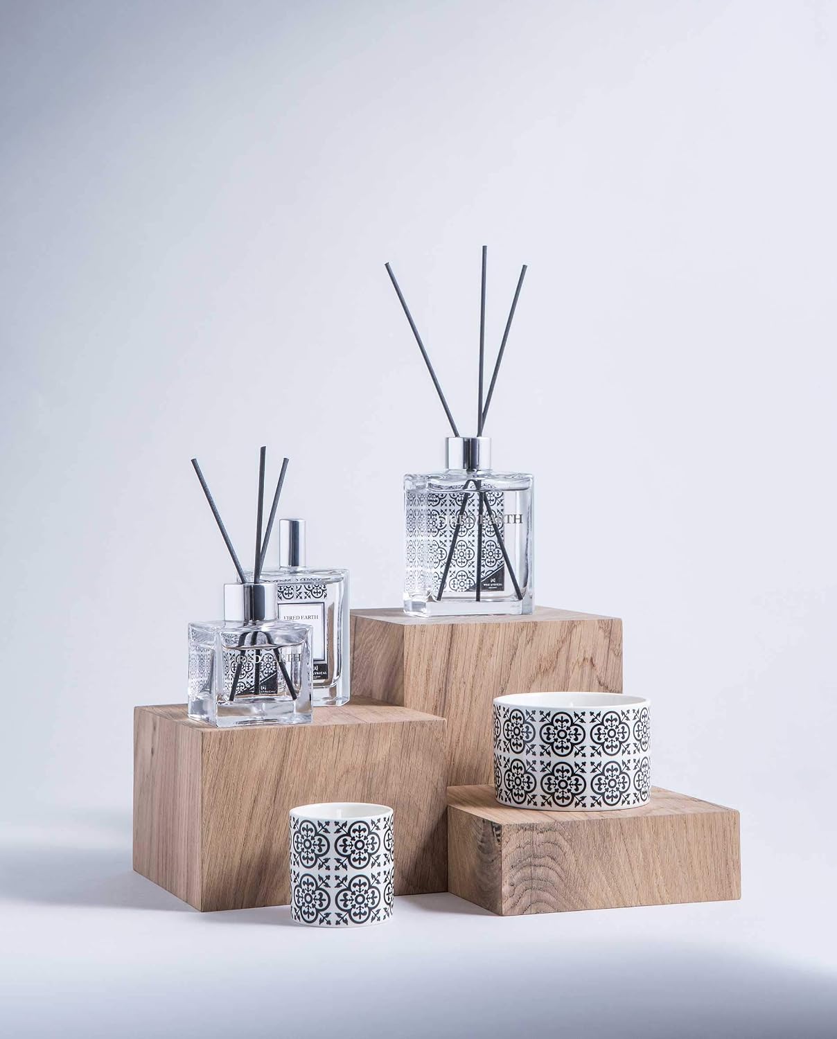 Wax Lyrical Fired Earth Small Ceramic Candle, Black Tea and Jasmine, Up to 17 hour burn time, Large Reed Diffuser - Image 3