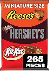 HERSHEY'S, KIT KAT and REESE'S Assorted Milk Chocolate, Christmas Candy Variety Bag, 80.39 oz (265 Pieces)