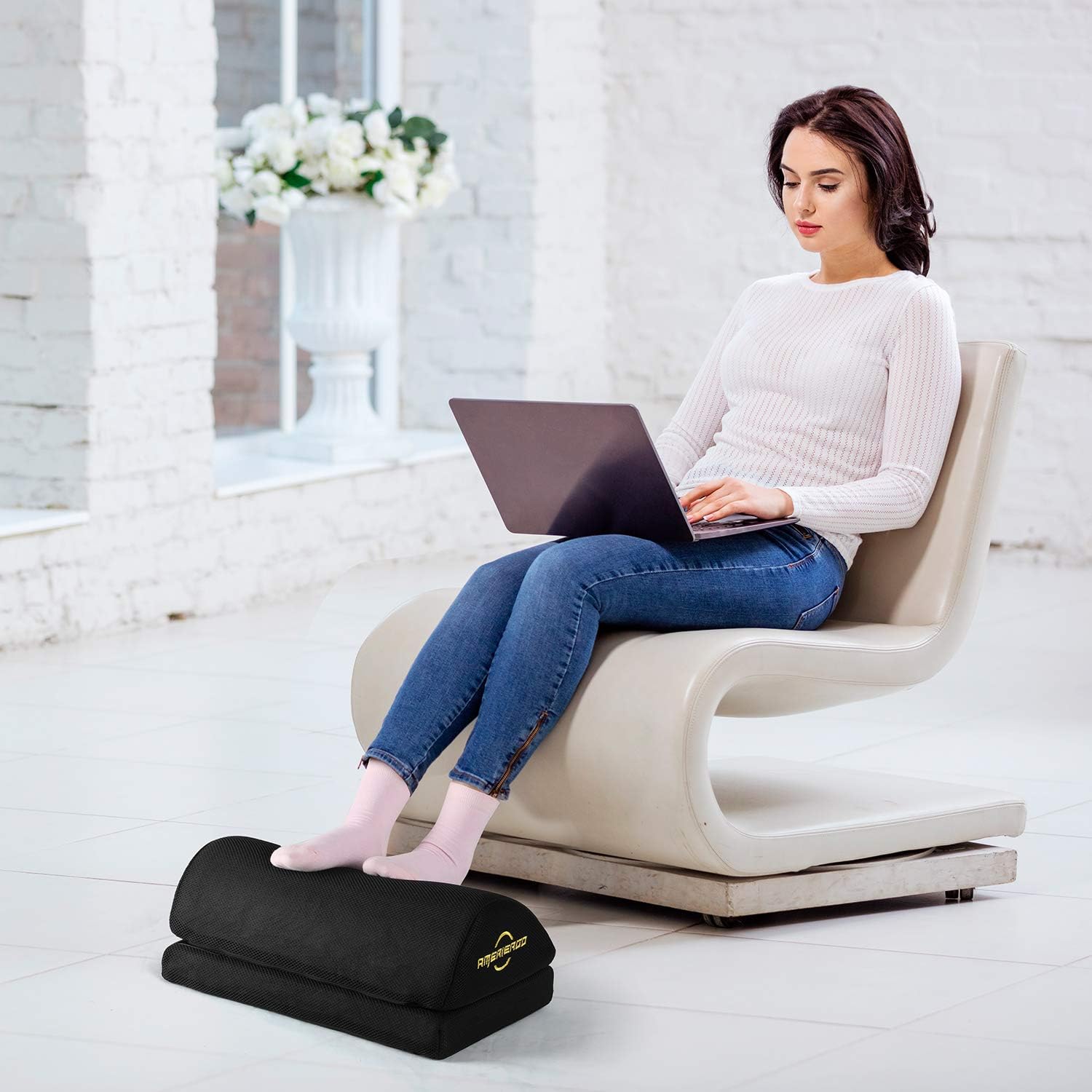 AMERIERGO Adjustable Foot Rest - Office Under Desk Foot Rest with 2 Adjustable Heights, Ergonomic Foot Rest with Non-Slip Bottom, Foot Rest Cushion with Mesh Breathable Washable Cover : Office Products