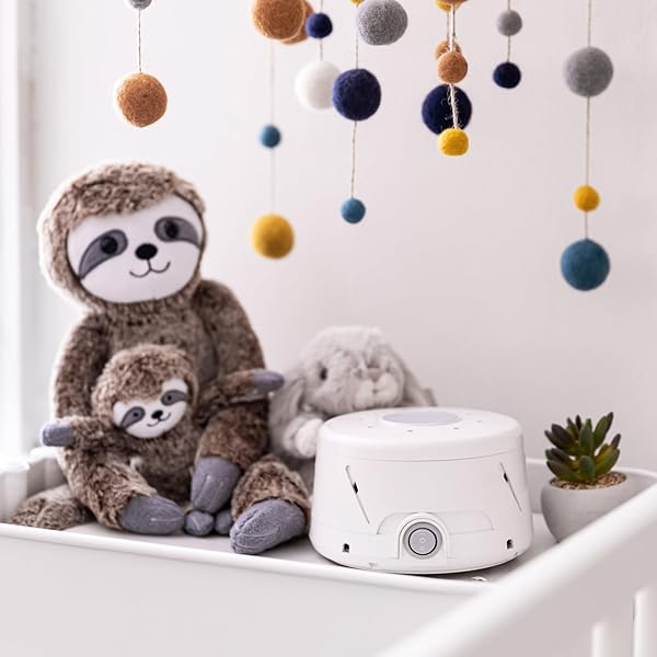 YOGASLEEP DOHM CLASSIC (WHITE) THE ORIGINAL WHITE NOISE SOUND MACHINE, SOOTHING NATURAL SOUNDS FROM A REAL FAN, SLEEP THERAPY FOR ADULTS & BABY, NOISE CANCELLING FOR OFFICE PRIVACY & MEDITATION