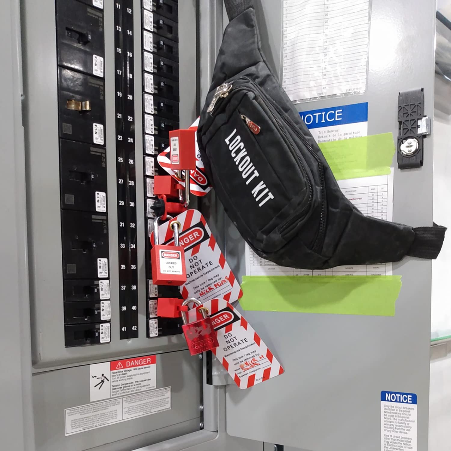 Mua Lockout Tagout Kit - Clamp-On Circuit Breaker Lockout, Group ...