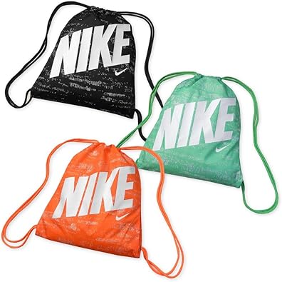 Amazon Co Jp ブラック ワンサイズ 子供 ナップサック バッグ 男の子 Nike ナイキ 12l Ya グラフィック ジムサック ブランドロゴ 男児 キッズ ジュニア シューズ バッグ