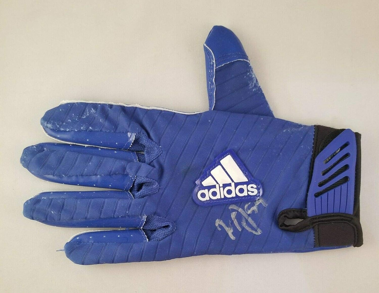 ezekiel elliott gloves