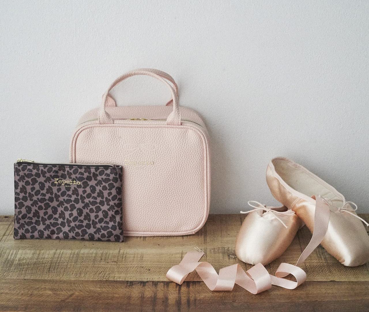 Repetto Special Book Multi Pouch Pink:9/7発売【ムック本付録】レペット マルチポーチ2点セット(ピンク)