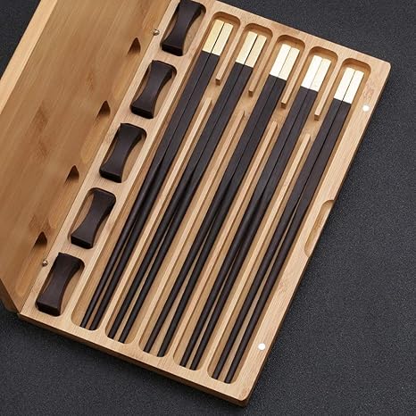 Amazon 再利用可能な中国語 スタイル木製の箸とスタンド 中国ギフトセット 箸セット 5組 ツールセット オンライン通販