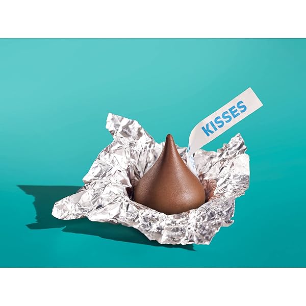 HERSHEY’S KISSES MILK CHOCOLATE CANDY PARTY PACK, 35.8 OZ
