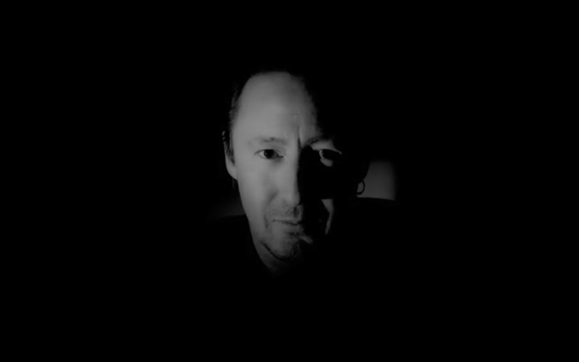 Julian Lennon - Through The Picture Window - Thumbnail 3