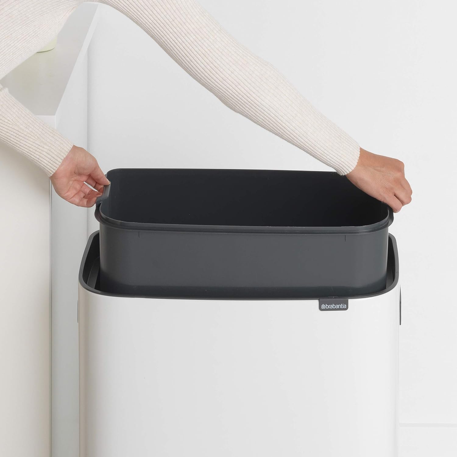 Brabantia Bo Touch Bin - 60L Inner Bucket (White) Large Waste Kitchen Bin - Soft-touch, 1 inner bucket (60L) - Image 4