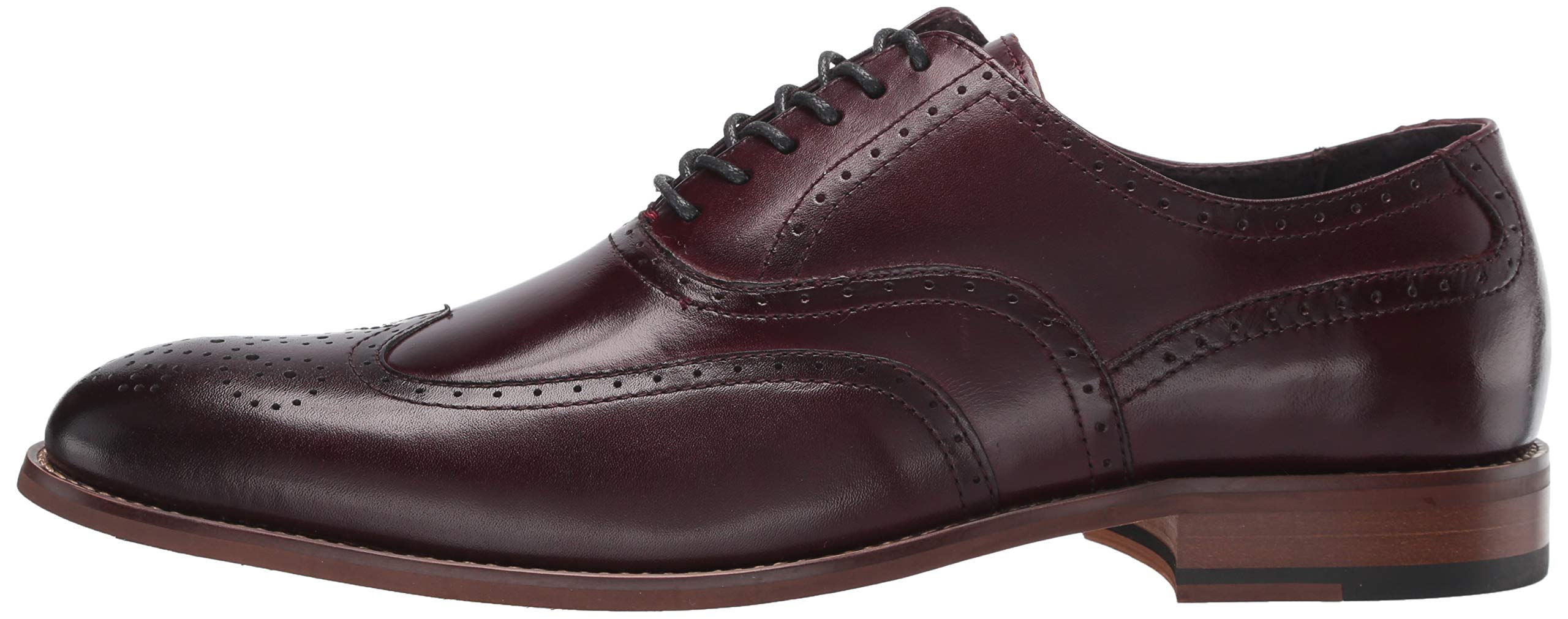 stacy adams men's dunbar wingtip oxford
