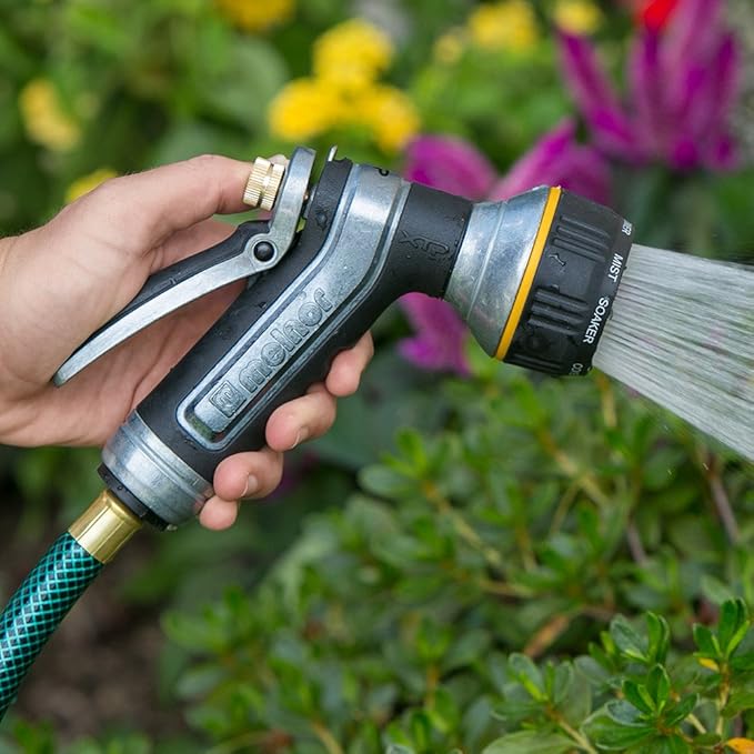 Melnor Heavy Duty Metal Hose Nozzle With Locking Rear Trigger 7 Pattern Water Sprayer Amazon Ca Patio Lawn Garden