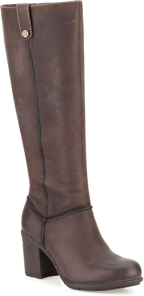 clarks merrigan akita