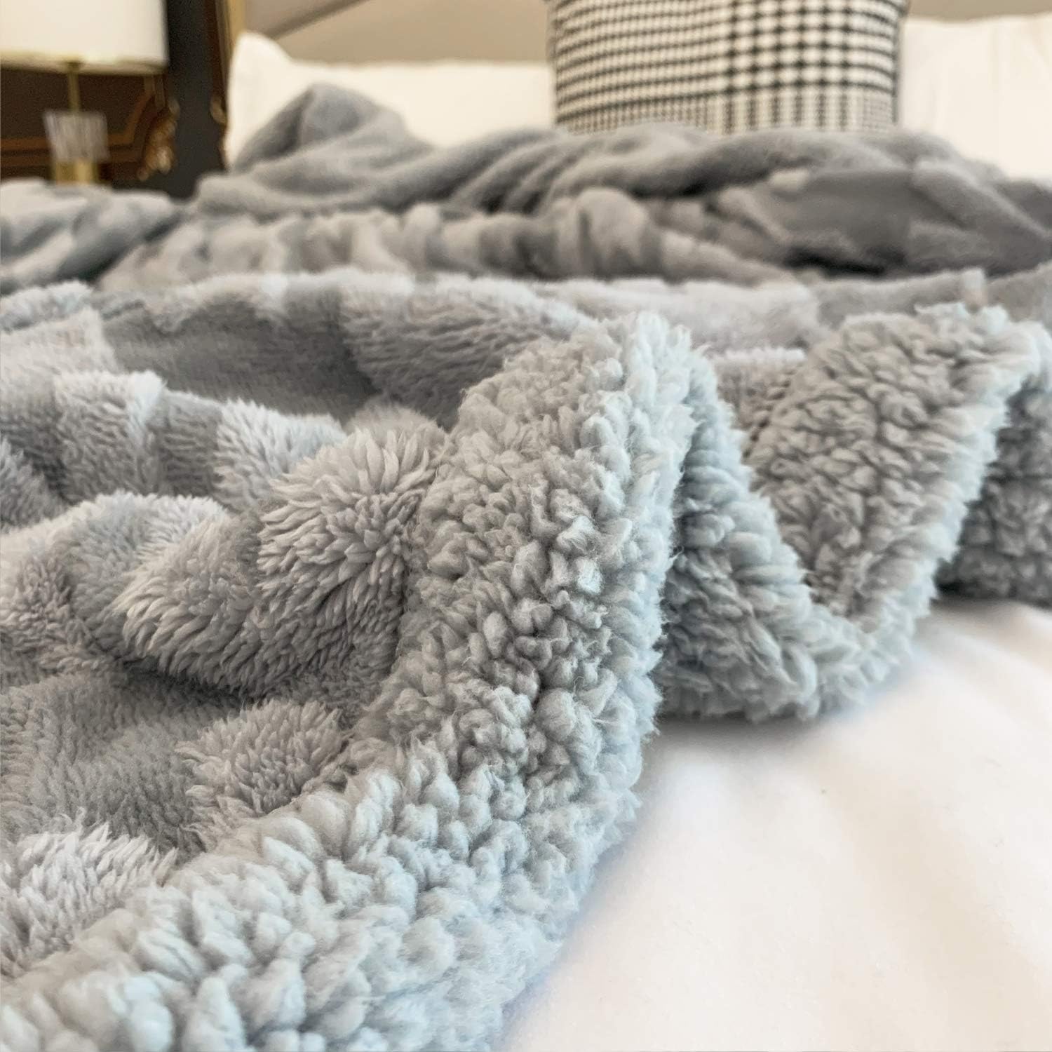 DISSA Sherpa Fleece Blanket Throw Blanket Soft Blanket Plush Fluffy Blanket Warm Cozy Dual Sided Throw Blanket Perfect Throw for All Seasons for Couch Bed Sofa (Light Grey, 51"x63"): Home & Kitchen