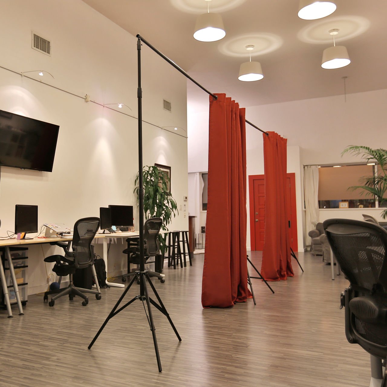 RoomDividersNow Premium Heavyweight Freestanding Room Divider Kit