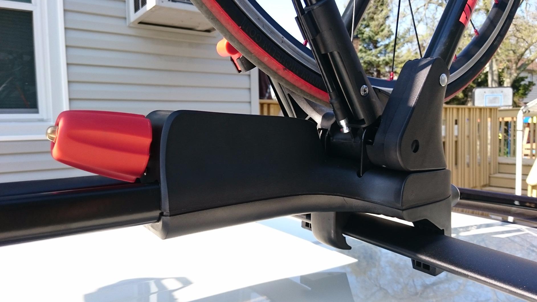 $30/mo - Finance YAKIMA, FrontLoader Wheel-On Upright Bike Mount for ...