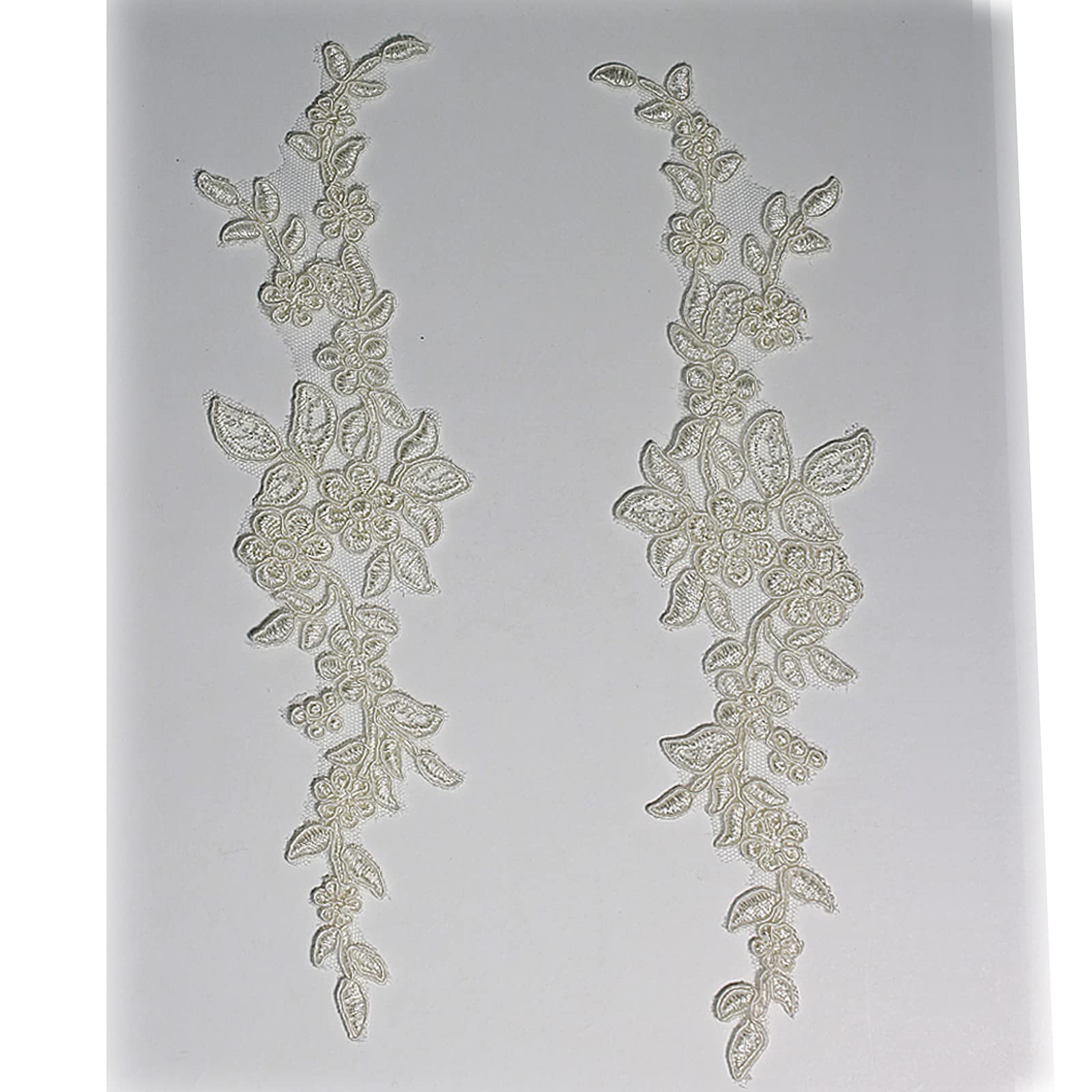 4 x Pieces Corded Lace Applique Wedding Motif Sew On #30 A (Cream)