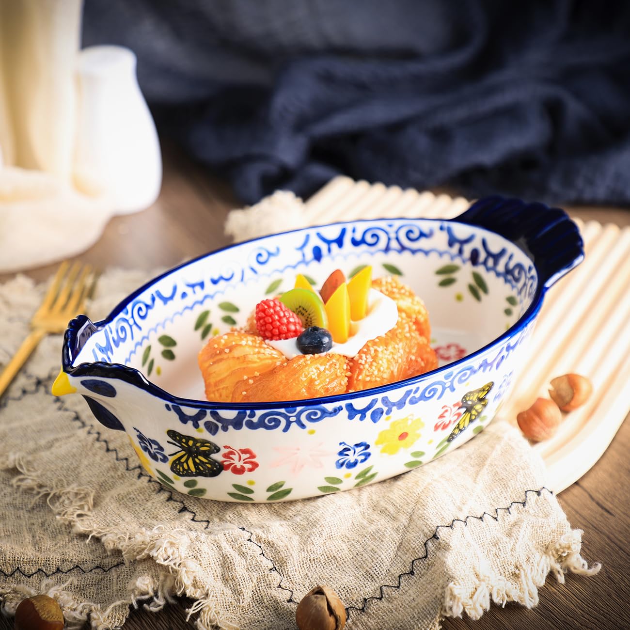 Vintage Butterfly and Flower Pattern Pie Pan, Chicken Shape Ceramic Bakeware Casserole Dish Baking Pan Bakers Lasagna Pans Soup Bowl Baking Dish for Oven to Table-Blue-25 OZ