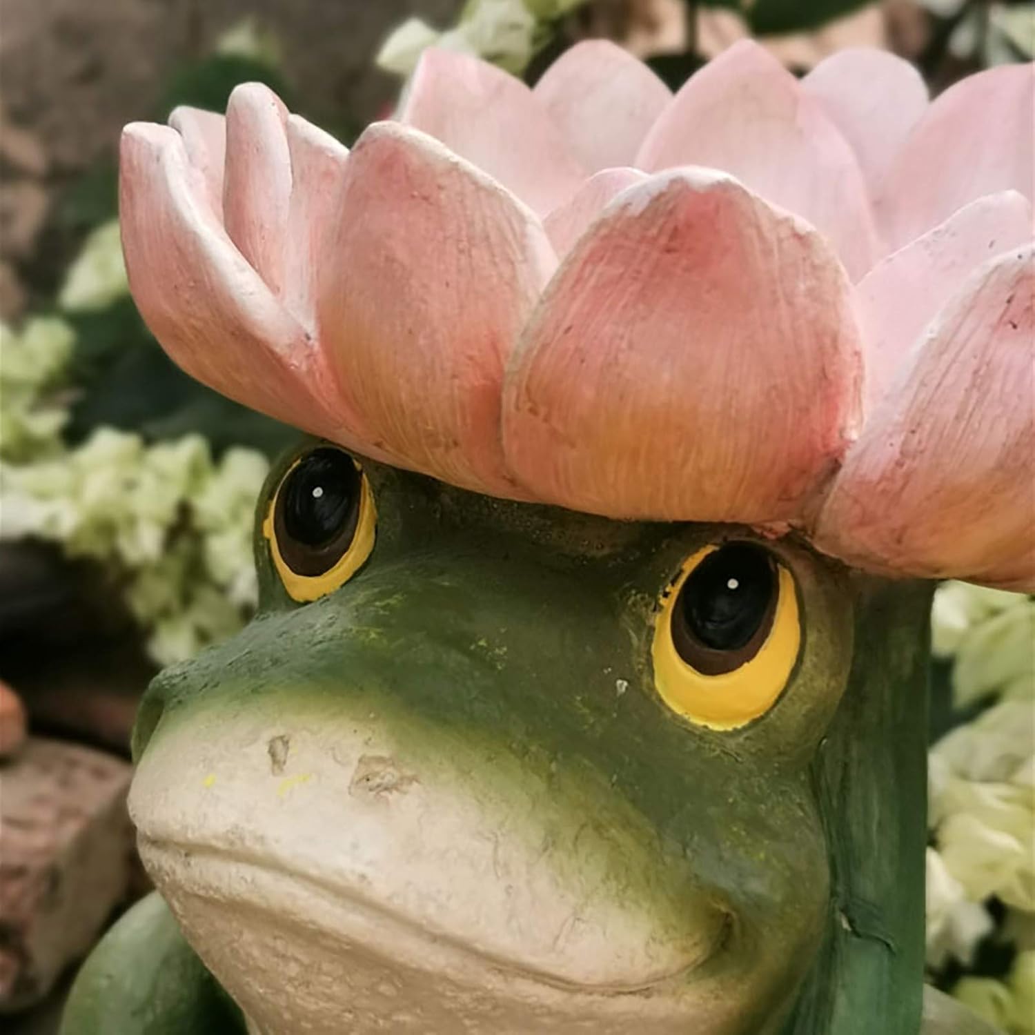 Amazon Co Jp 楽しいカエルの庭の彫像の装飾品 鳥の餌箱 鳥風呂の装飾カエルの彫刻 中庭の庭の風景の像 池 ホーム キッチン