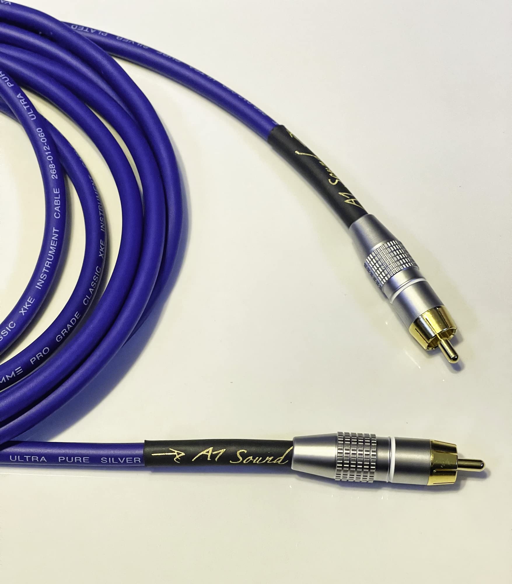 A1 Sound Van Damme Blue Ultra X Subwoofer Cable 6 Metre Single Length Terminated With Gold Plated RCA Phono Plugs.