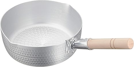 Amazon Co Jp 遠藤商事 業務用 雪平鍋 24cm 両口 本体アルミニウム 取っ手天然木 Ayk ホーム キッチン