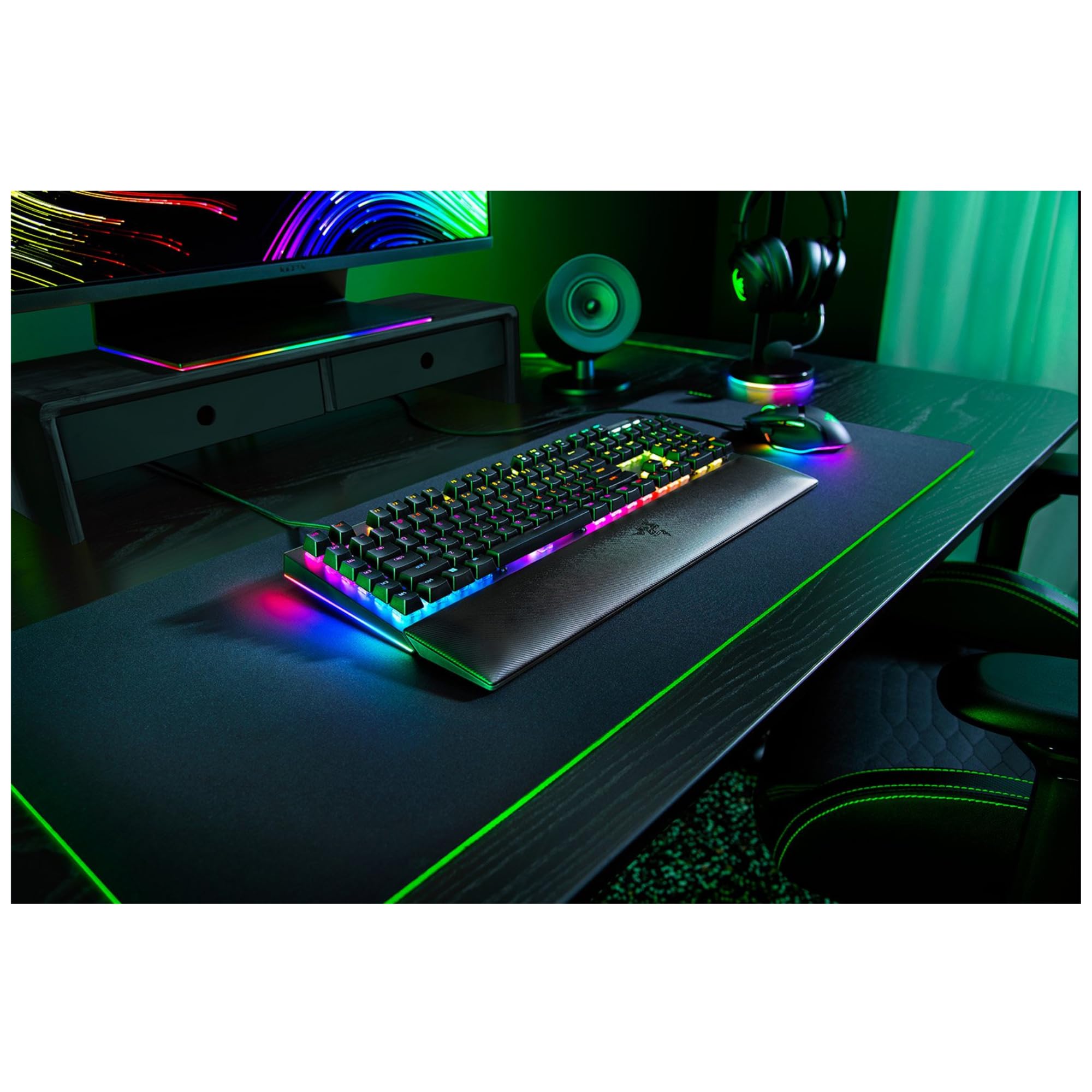 Razer BlackWidow V4 - Mechanische Gaming-Tastatur Chroma RGB (Mechanische Green Switches, 6 eigene Makro-Tasten, Doubleshot-ABS-Tastenkappen) QWERTZ DE-Layout | Schwarz 2