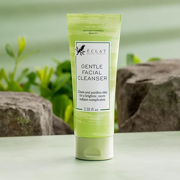 GENTLE FACIAL CLEANSER – GREEN TEA FACE WASH + ALOE VERA, VITAMIN C & E, ALL NATURAL FACE WASH FOR DEEP CLEANSING – HYDRATING & NOURISHING GREEN TEA CLEANSER, MOISTURIZING FACE WASH FOR ALL SKIN TYPE