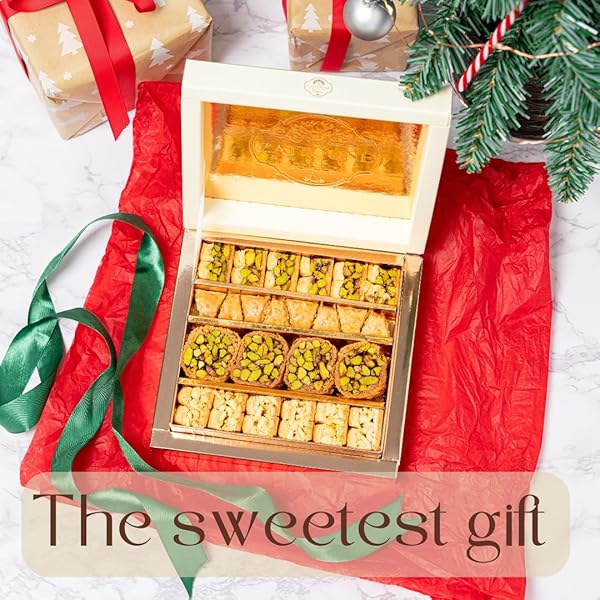 ZAITOUNE CASHEW & PISTACHIO BAKLAVA SELECTION BOX – 0.55 LB | TRADITIONAL LUXURY HONEY PASTRY | ARABIC DESSERT WITH AUTHENTIC FLAVORS IN BEAUTIFUL PACKAGING | HANDMADE IN TURKEY