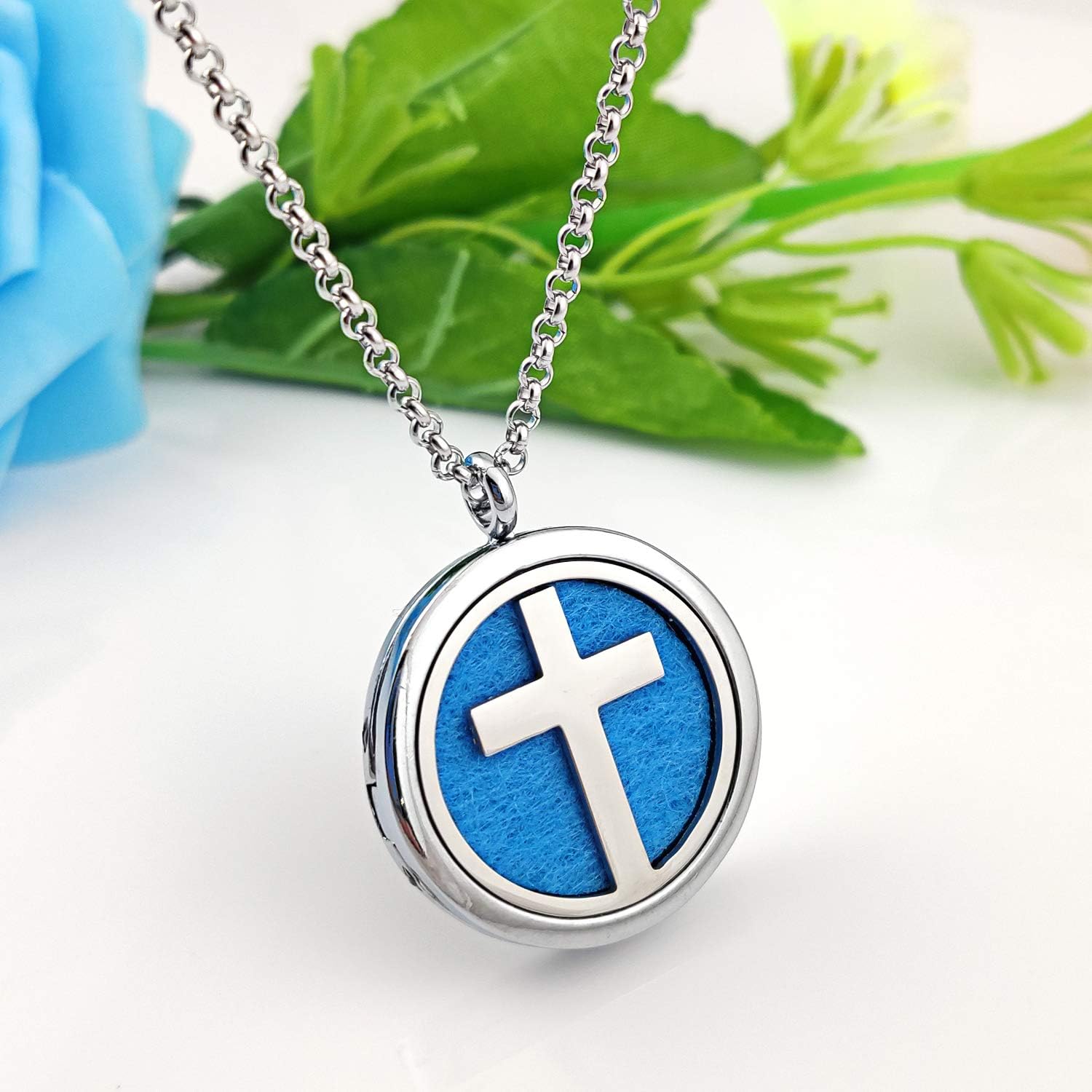 YOUFENG Essential Oil Diffuser Necklace Pendant Aromatherapy Locket 49 Pads Women Jewellery Gift (Cross Diffuser Necklace) - Image 5