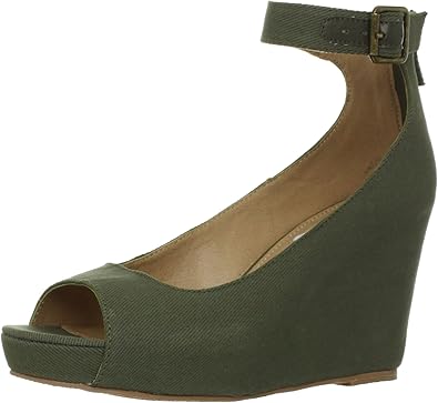 steve madden wedge pumps