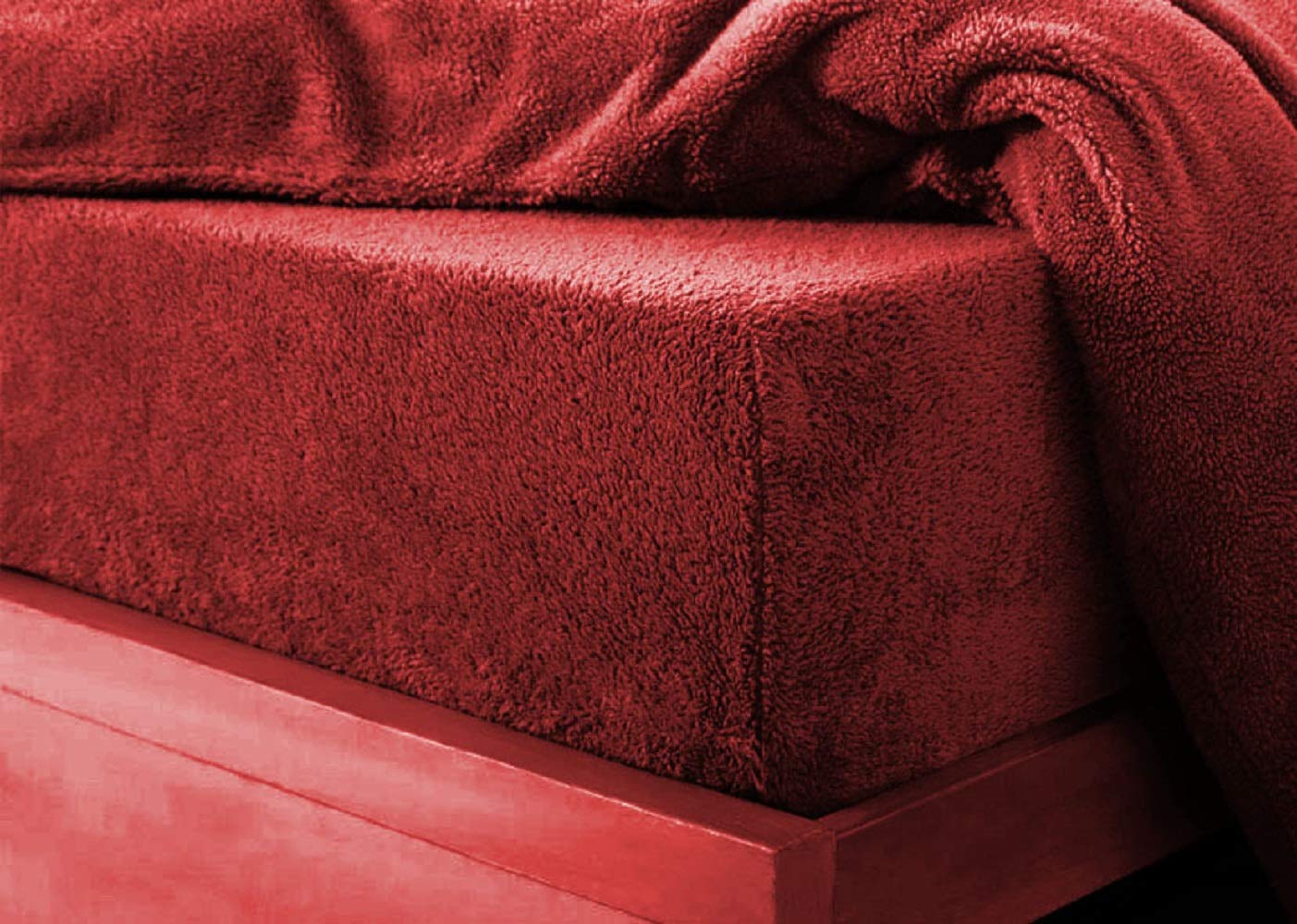 Glamptex Deep 30CM Teddy Bear Fur Sherpa Fleece Fitted Sheet, Single Double King Super (Red, King) — image 1