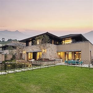 UKN Beautiful Oval Top Iron Art Garden Fence Black Mid-Century Modern Finish Energy Efficient