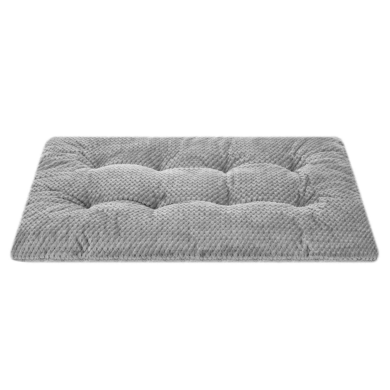 Fuzzy Deluxe Pet Beds, Super Plush Dog or Cat Beds Ideal for Dog Crates, Machine Wash & Dryer Friendly (23" x 35", L-Pearl Grey)