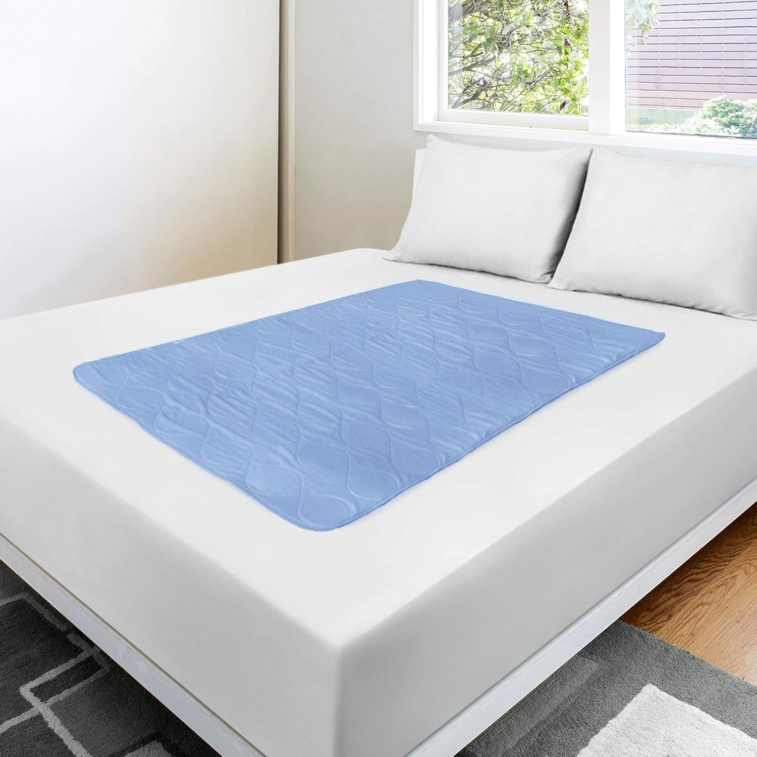 Utopia Bedding Waterproof Incontinence Underpads 34" x 52" (Pack of 4) - Washable and Reusable Bed Pads - Quilted and Absorbent Protector Pads for Adults and Kids (Blue): Health & Personal Care