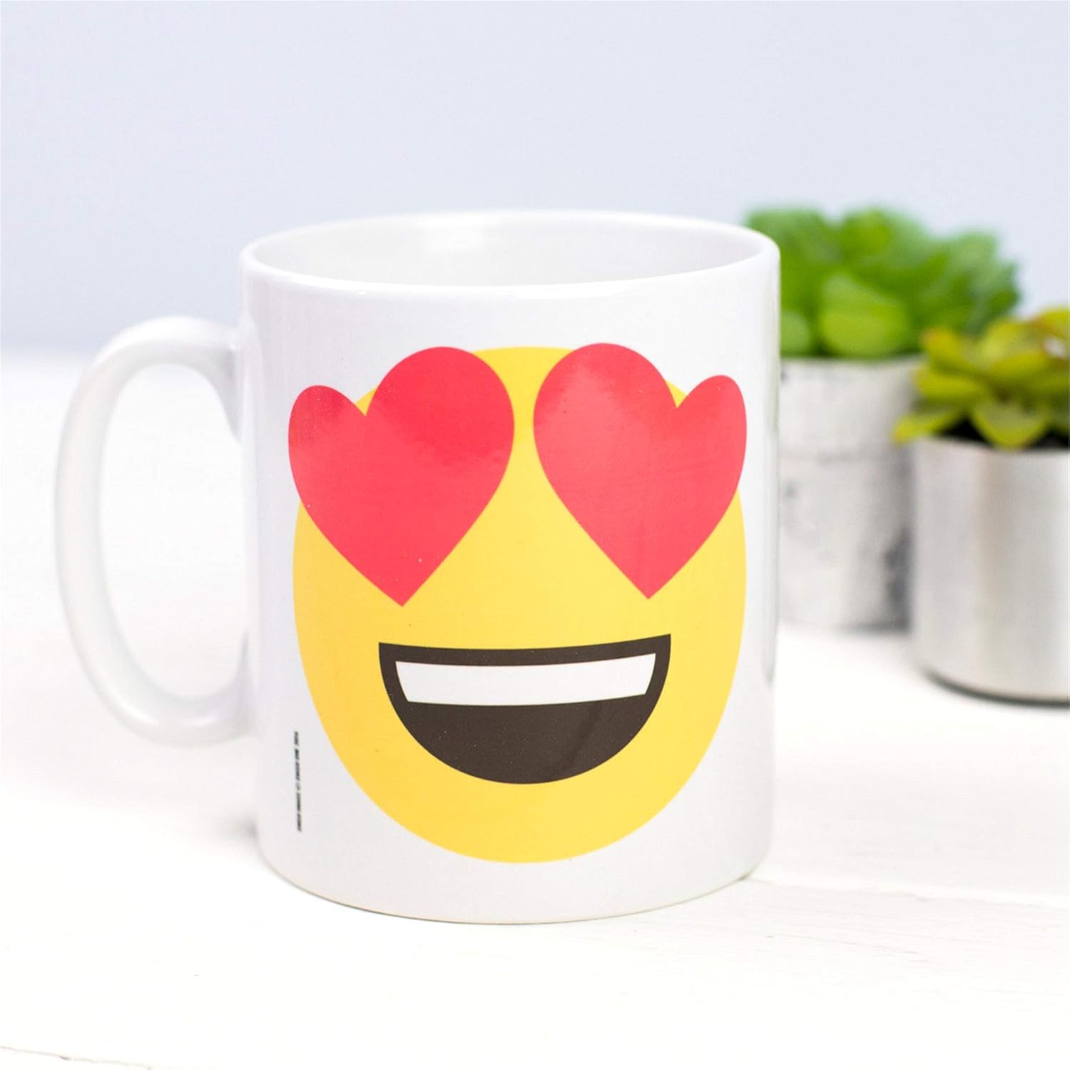 Amazon Co Jp 絵文字マグ 絵文字 ボーイフレンドギフト ガールフレンドギフト ラブマグ ハートの目 顔文字 ホーム リビング ドリンクウェア カップ セラミック アイコン コーヒーマグ ホーム キッチン