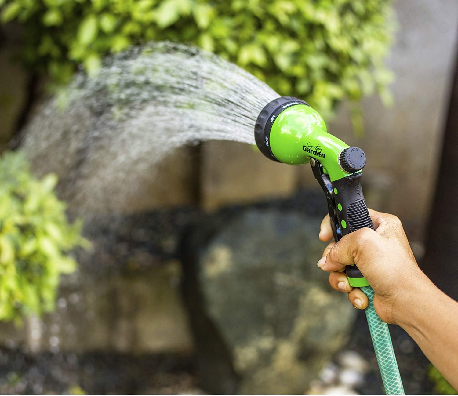 Signature Garden Heavy-Duty Nozzle, Comfort-Grip 8 Different Spray Patterns for Watering Lawns, Washing Cars & Pets : Garden & Outdoor
