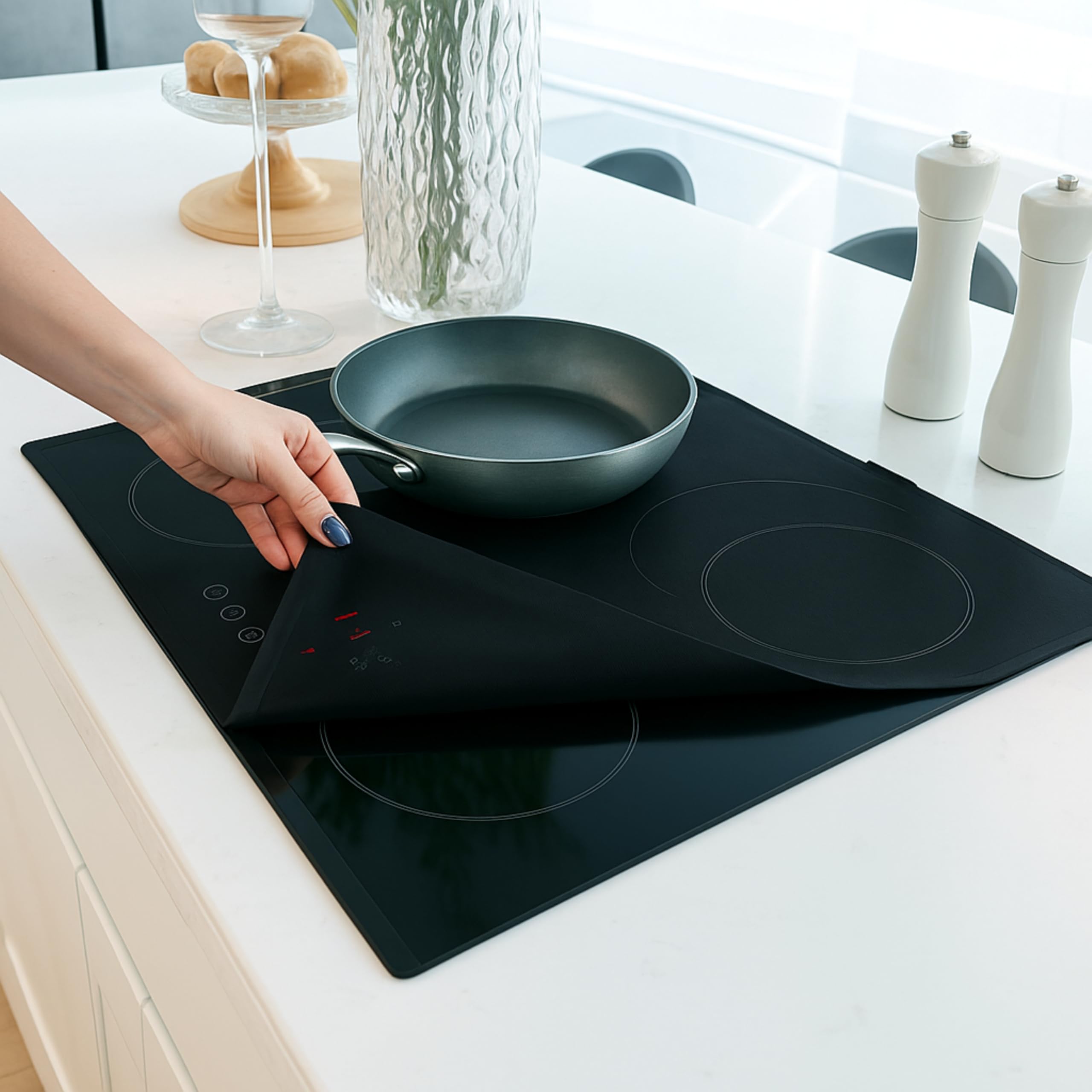 HomeMakers Translucent Induction Hob Protector Mat, Large 61x53cm, Heat Resistant Silicone Mat, Induction Hob Cover Protector, Easy to Clean, Cover for Cooking to Prevent Hob from Scratches.