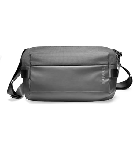 Amazon.com: tomtoc 7L Sling Backpack Crossbody Bag for Men Women