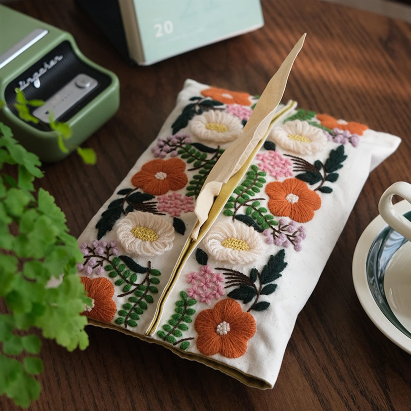 Smart-Feather Flower Embroidery Tissues Cover Kit for Beginners, Embroidery Tissues Holder Kits for Adults, DIY Sewing Craft Kit with Video Tutorials (D)