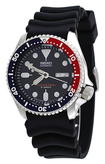 Seiko Herren-Armbanduhr 42mm Armband Harz Gehäuse Edelstahl Automatik SKX009J1