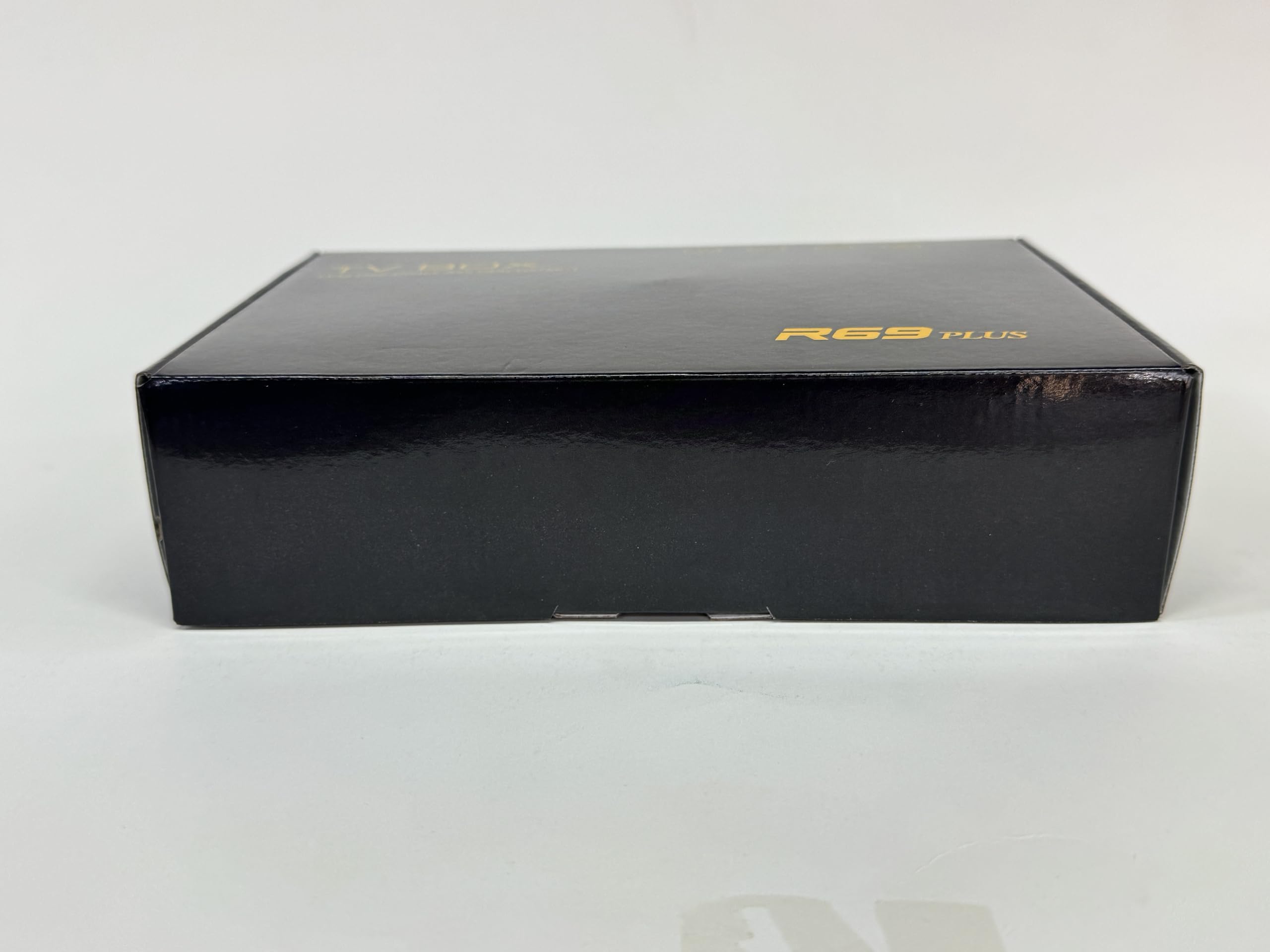 Android TV Box 14.0,R69PLUS 4GB RAM 32GB ROM Android 14 Box,CPU Allwinner H728 &GPU Mali G57-MC1 Chipset Android Box,4K/8K Resolution Support 2.4G/5.8G Dual WiFi and Bluetooth 5.0 Smart Tv Box 2025