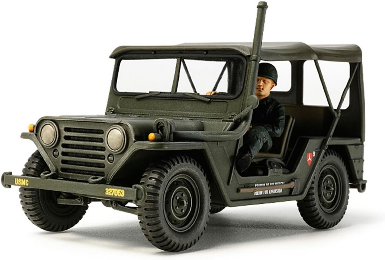 TAMIYA 300035334-1:35 US M151A1 Transport Vehicle Vietnam, Green, Small