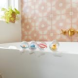 Munchkin Float and Play Bubbles 2 Pack Bath Toy 3m+ Baby Essentials view 8