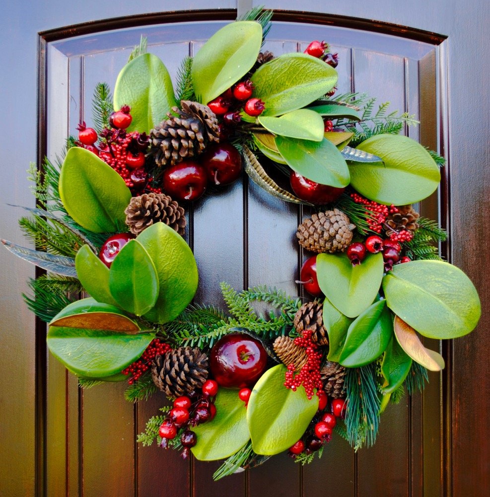 Rustic Christmas Wreath with Magnolia Leaves Pine Cones and