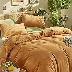 CLOTHKNOW Queen Comforter Set Fluffy 3Pcs Pumpkin