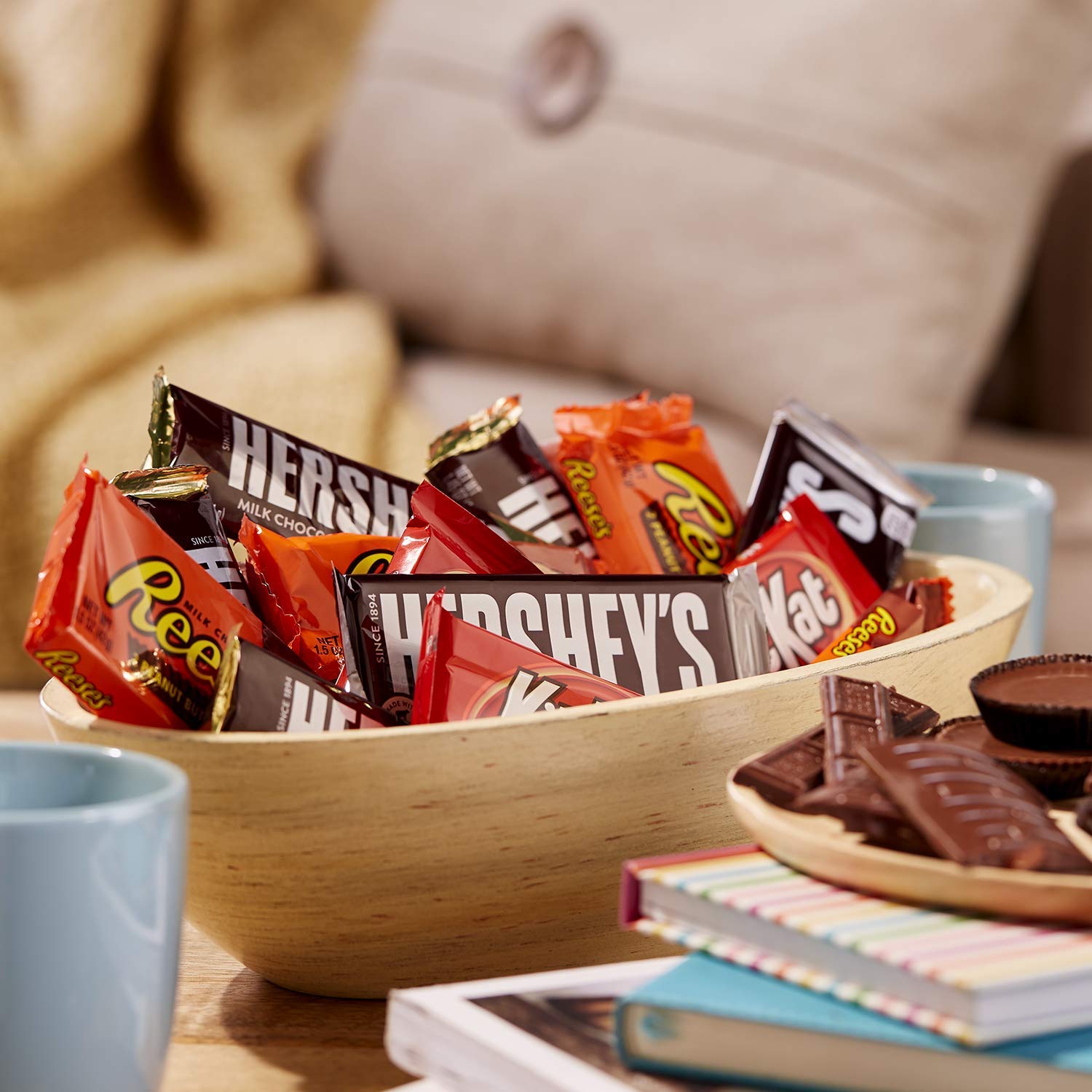 HERSHEY�S Halloween Chocolate Candy Bar Assorted Variety Pack (HERSHEY HERSHEY�S Halloween Chocolate Candy Bar Assorted Variety Pack (HERSHEY