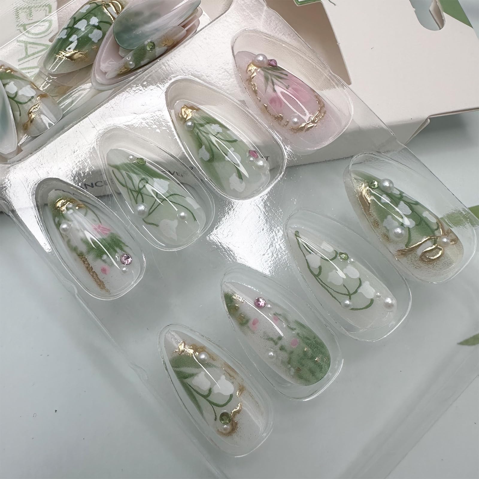LBPEPAMZ Green Press on Nails Medium Almond Fake Nails with 3D Pearl Rhinestones Designs Gold French Tips Flower Acrylic Nails False Nails White Floral Full Cover Glossy Stick on Nails for Women 24Pcs - Image 5