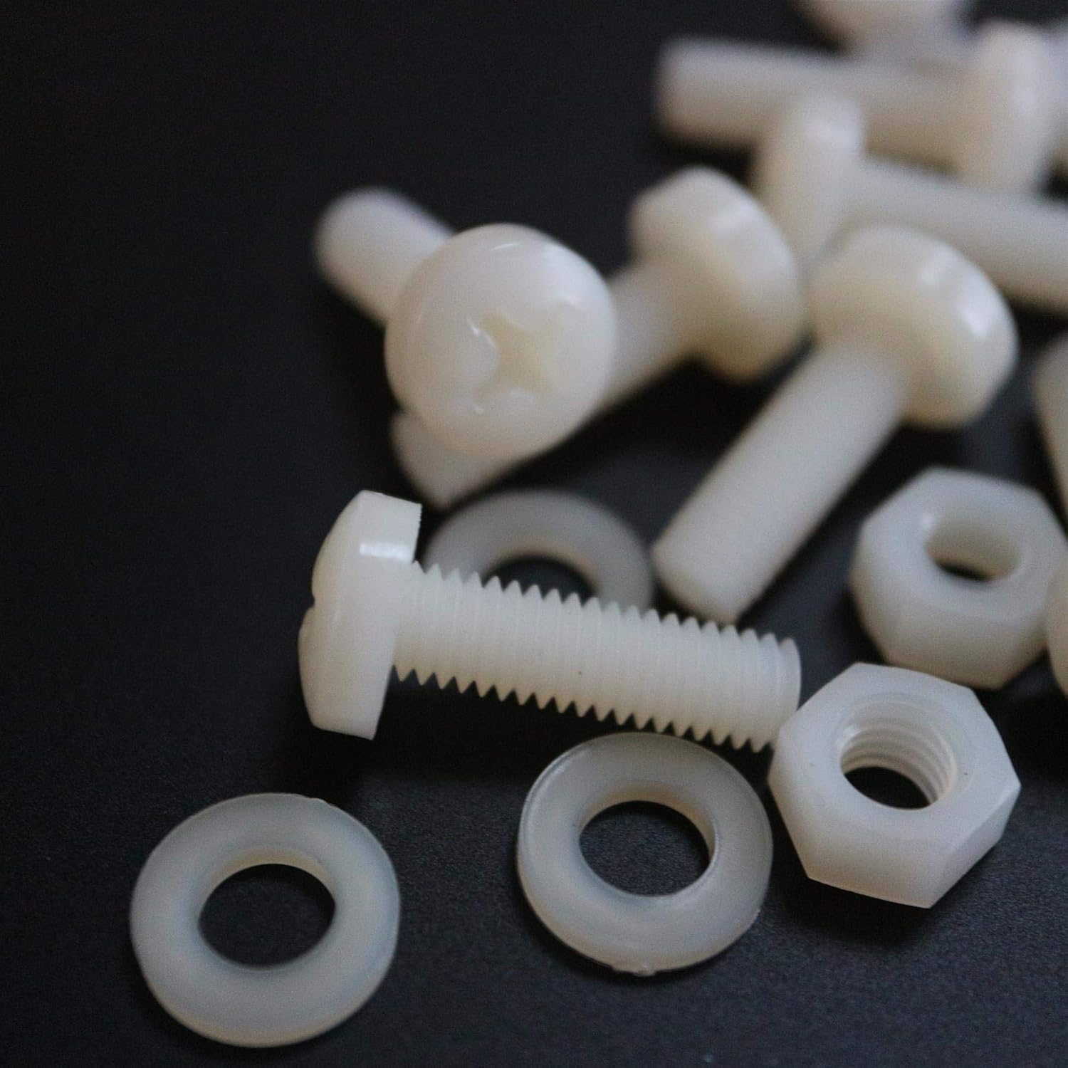 50 x Nylon Pan Head, Crosshead Plastic Machine Screws, M6 x 20mm, Plastic Bolts, Nuts & Washers, Natural - Image 4