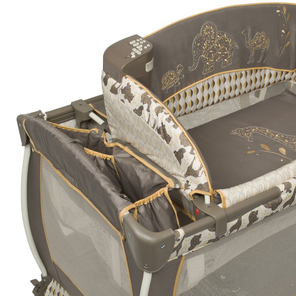close n cozy bassinet