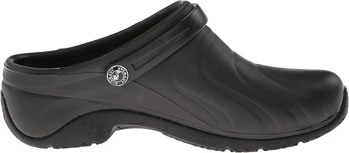 anywear slip resistant shoes