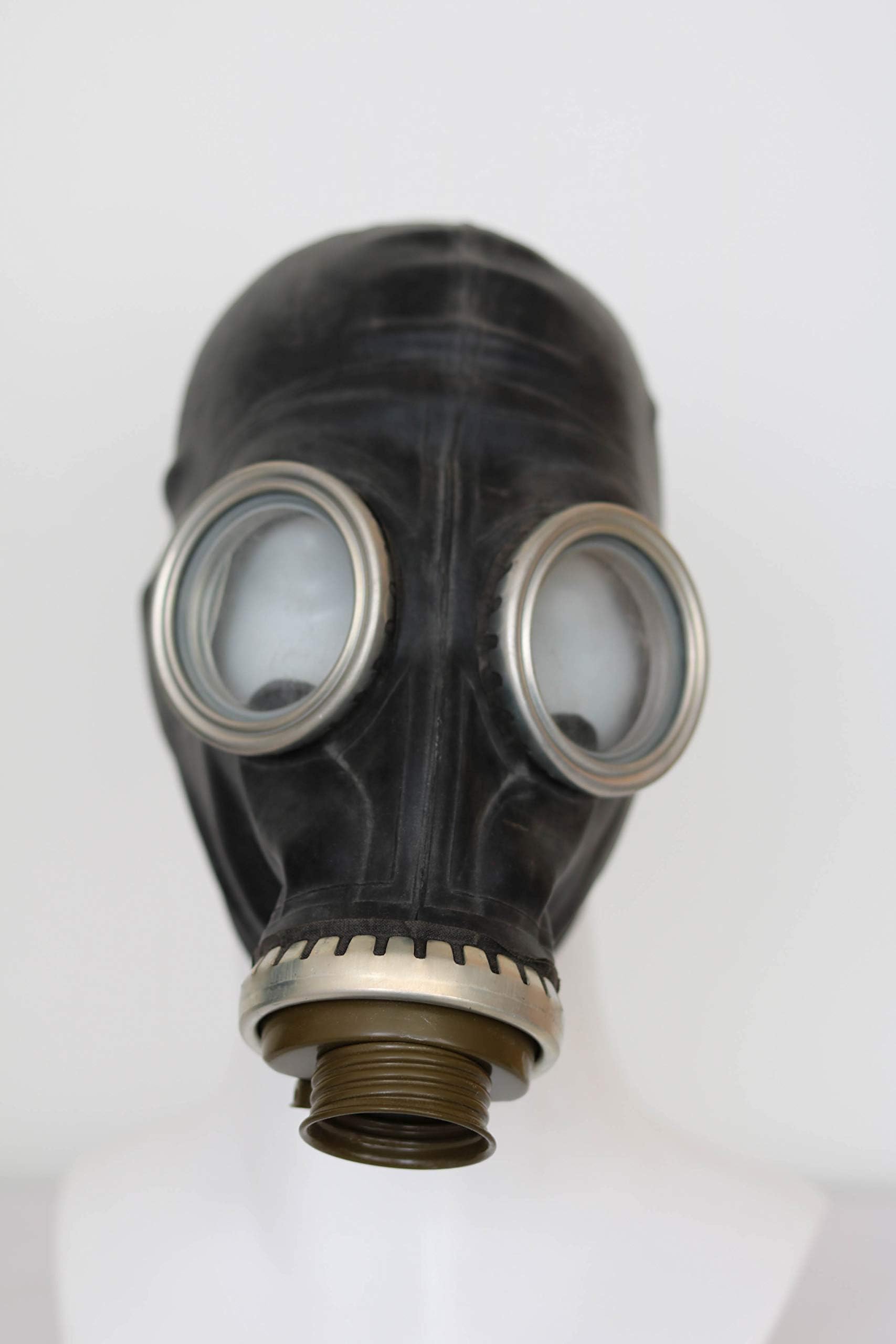 OldShop Gas Mask GP5 Set - Soviet Russian Military Gasmask REPLICA Collectable Item Set W/ Mask, Bag & Bonus Anti-Fog Stickers Included - Authentic Look & Several Color: Black | Size: XS