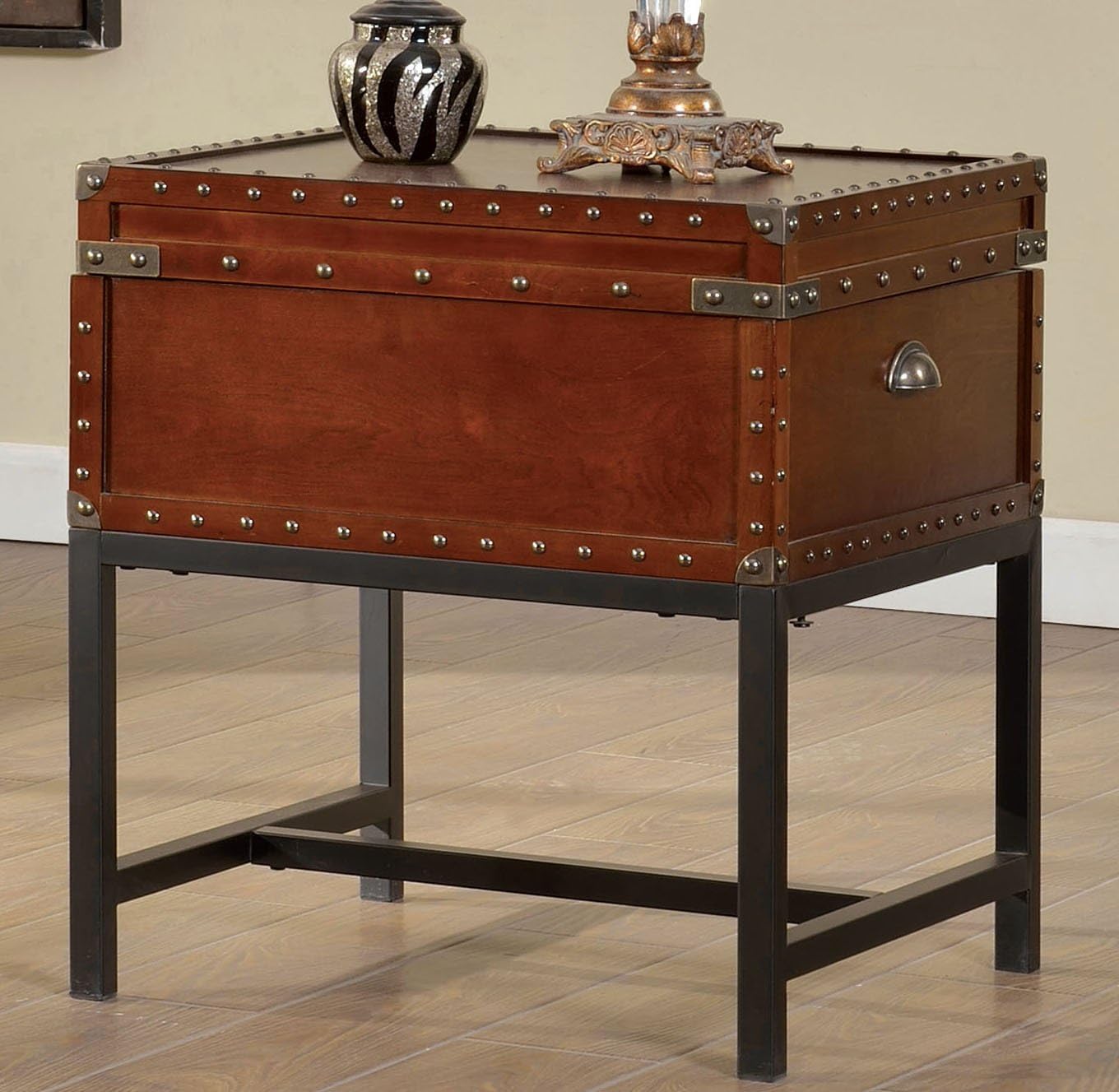 The 10 Best Steamer Trunk Square